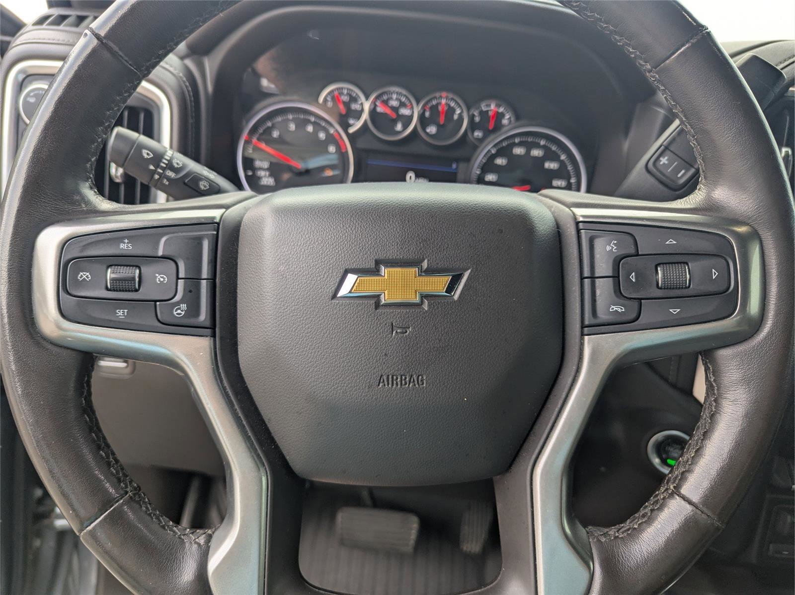 Used 2021 Chevrolet Silverado 1500 LTZ image 27