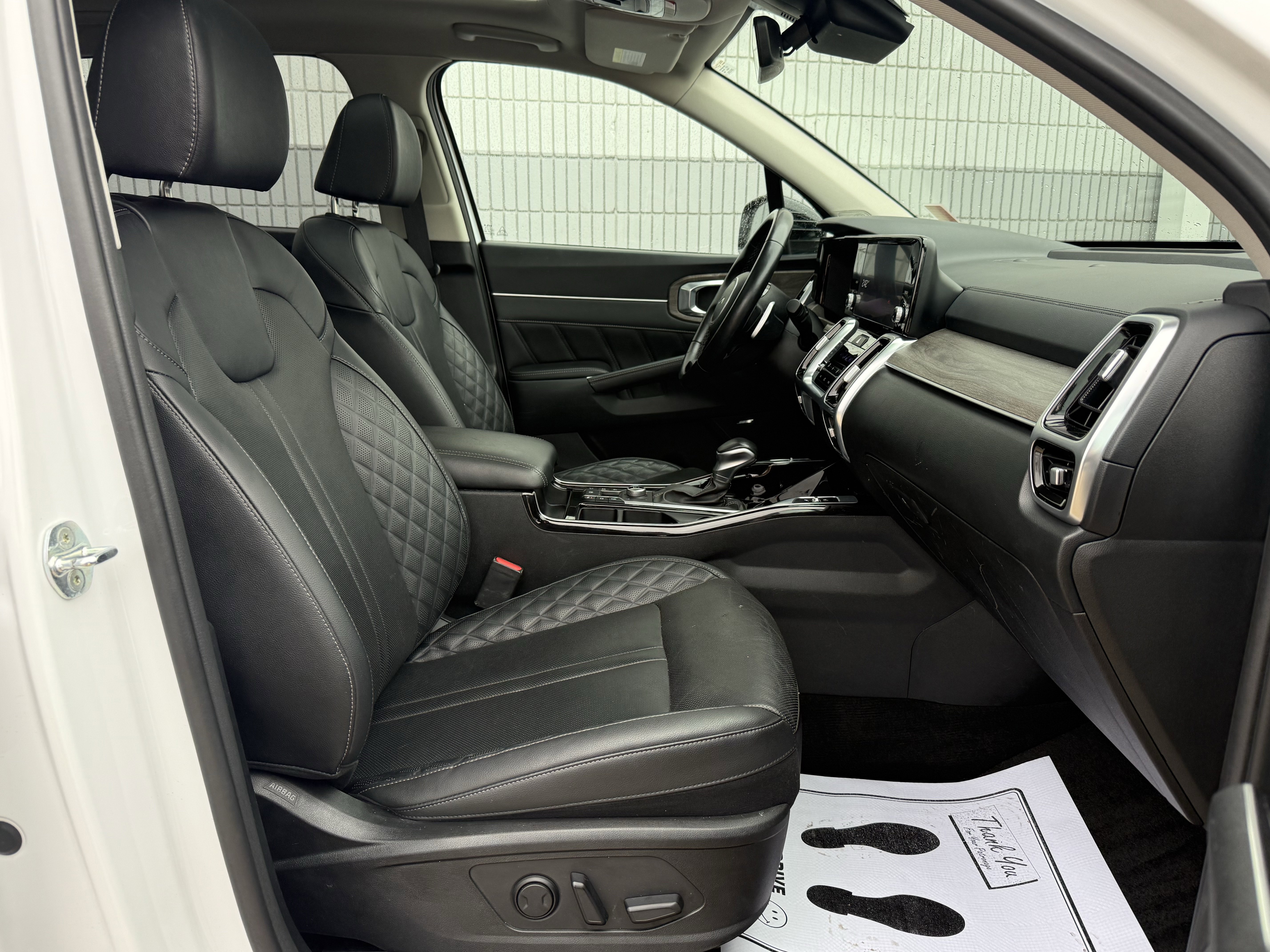 Used 2022 Kia Sorento SX Prestige image 5