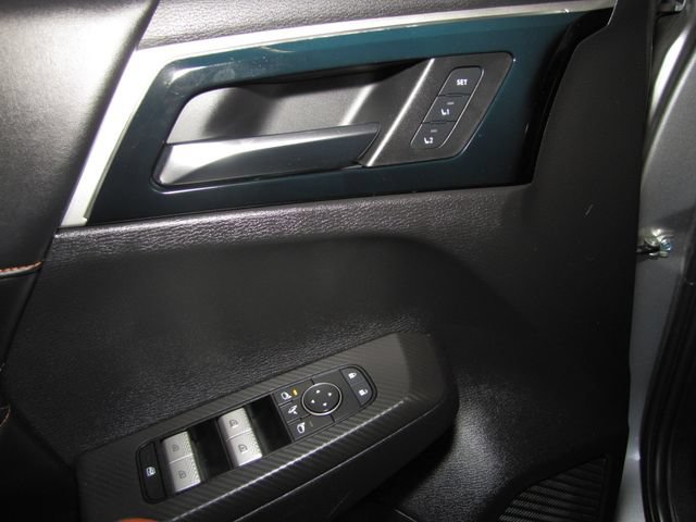 Used 2022 Mitsubishi Outlander SEL AWD/4WD image 12
