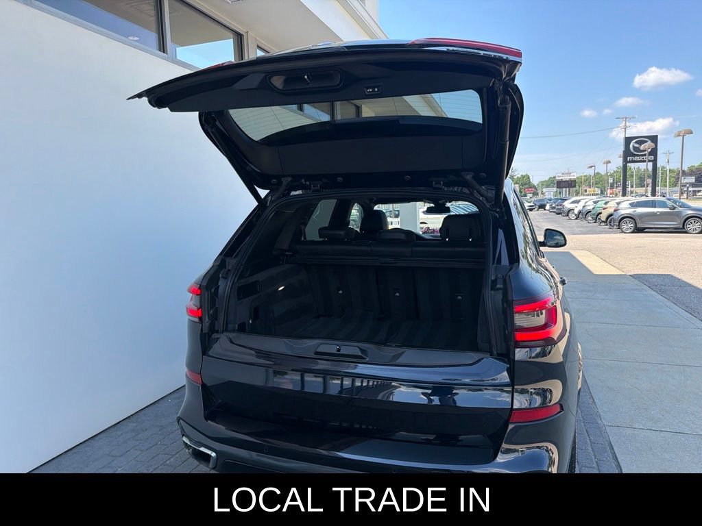 Used 2022 BMW X5 xDrive40i w/ M Sport Package AWD/4WD image 8
