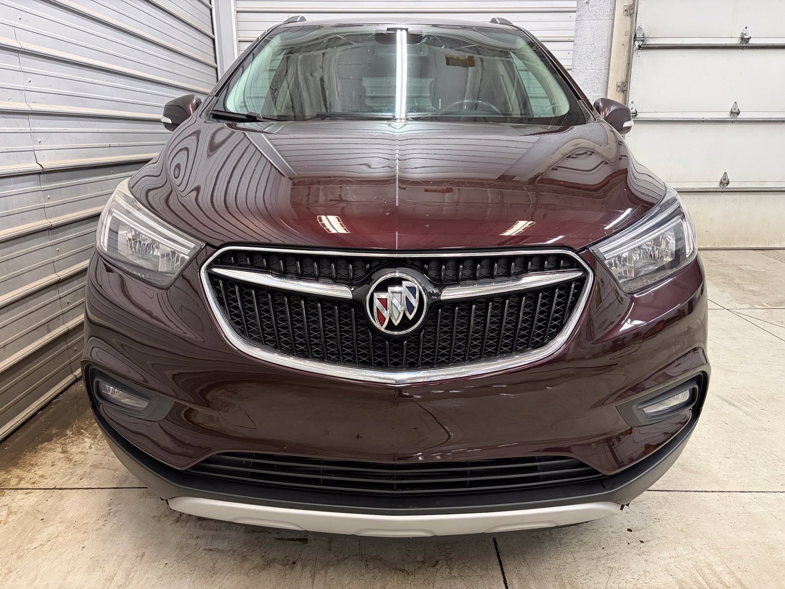 Used 2018 Buick Encore Preferred FWD image 2
