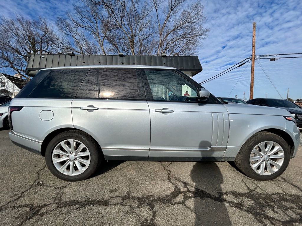 Used 2017 Land Rover Range Rover HSE AWD/4WD image 6