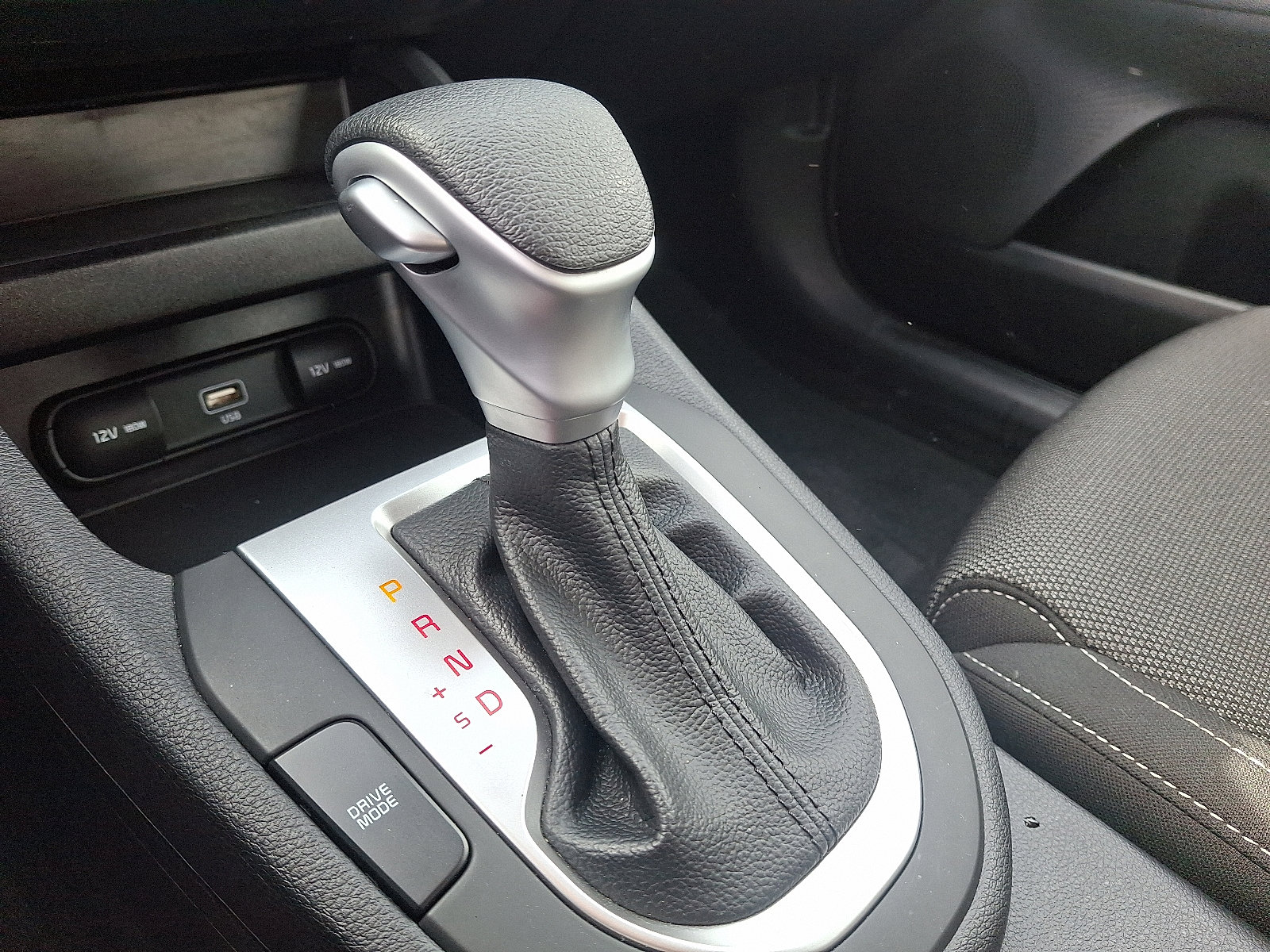 Certified 2023 Kia Forte LXS w/ LXS Technology Package image 14