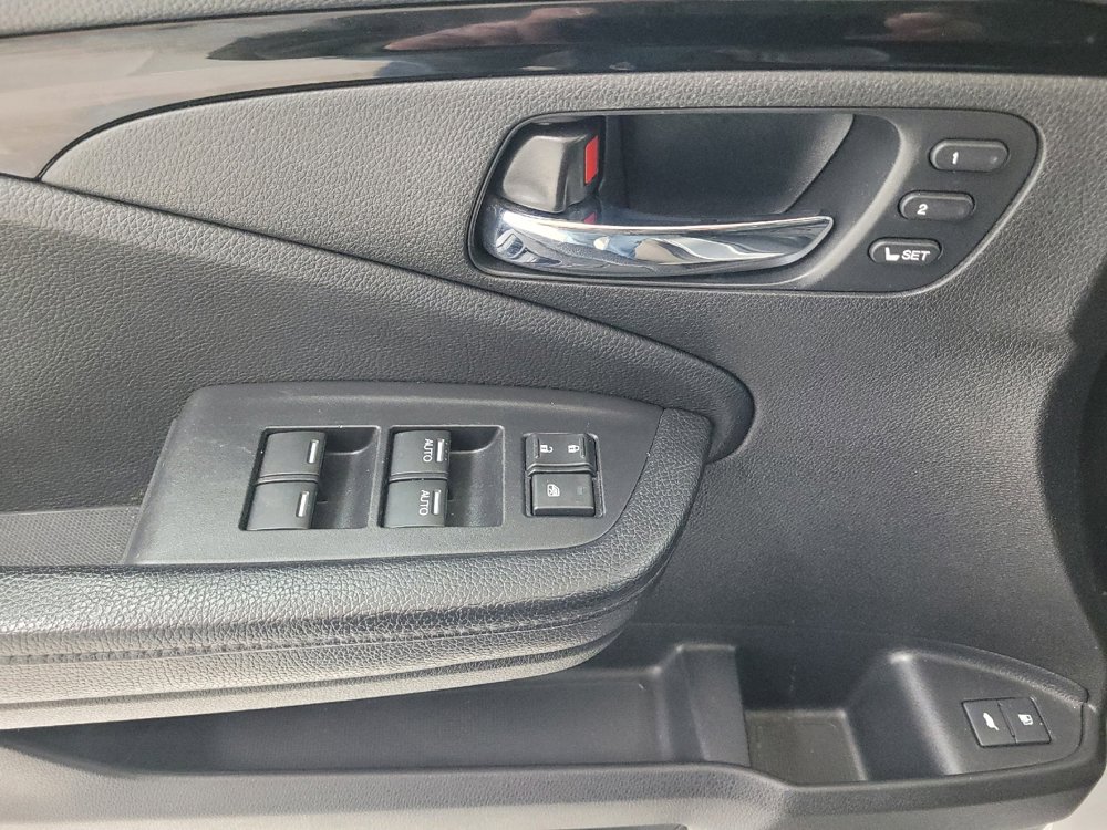 Used 2016 Honda Pilot Elite image 27