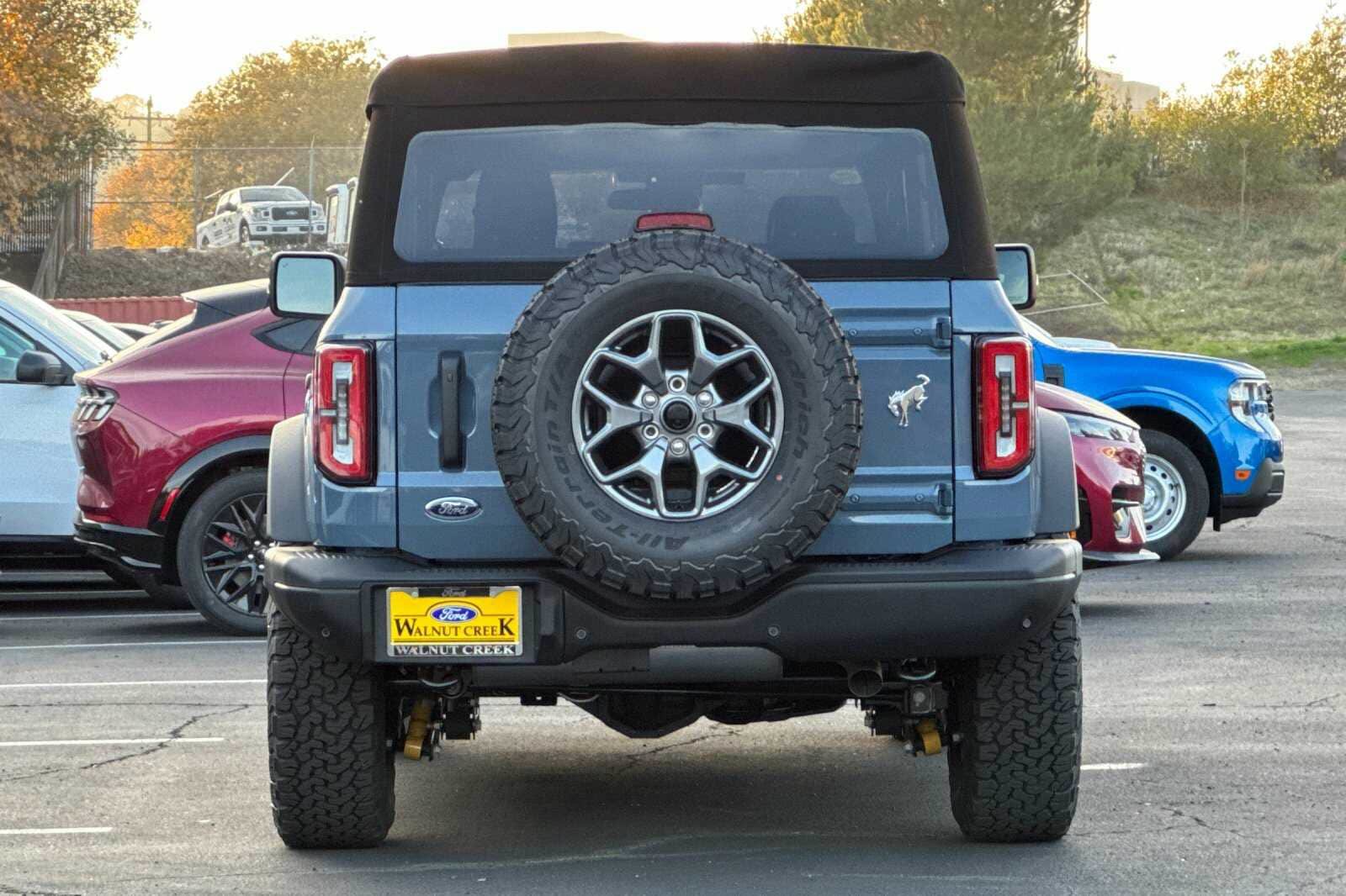 New 2025 Ford Bronco Badlands AWD/4WD image 5