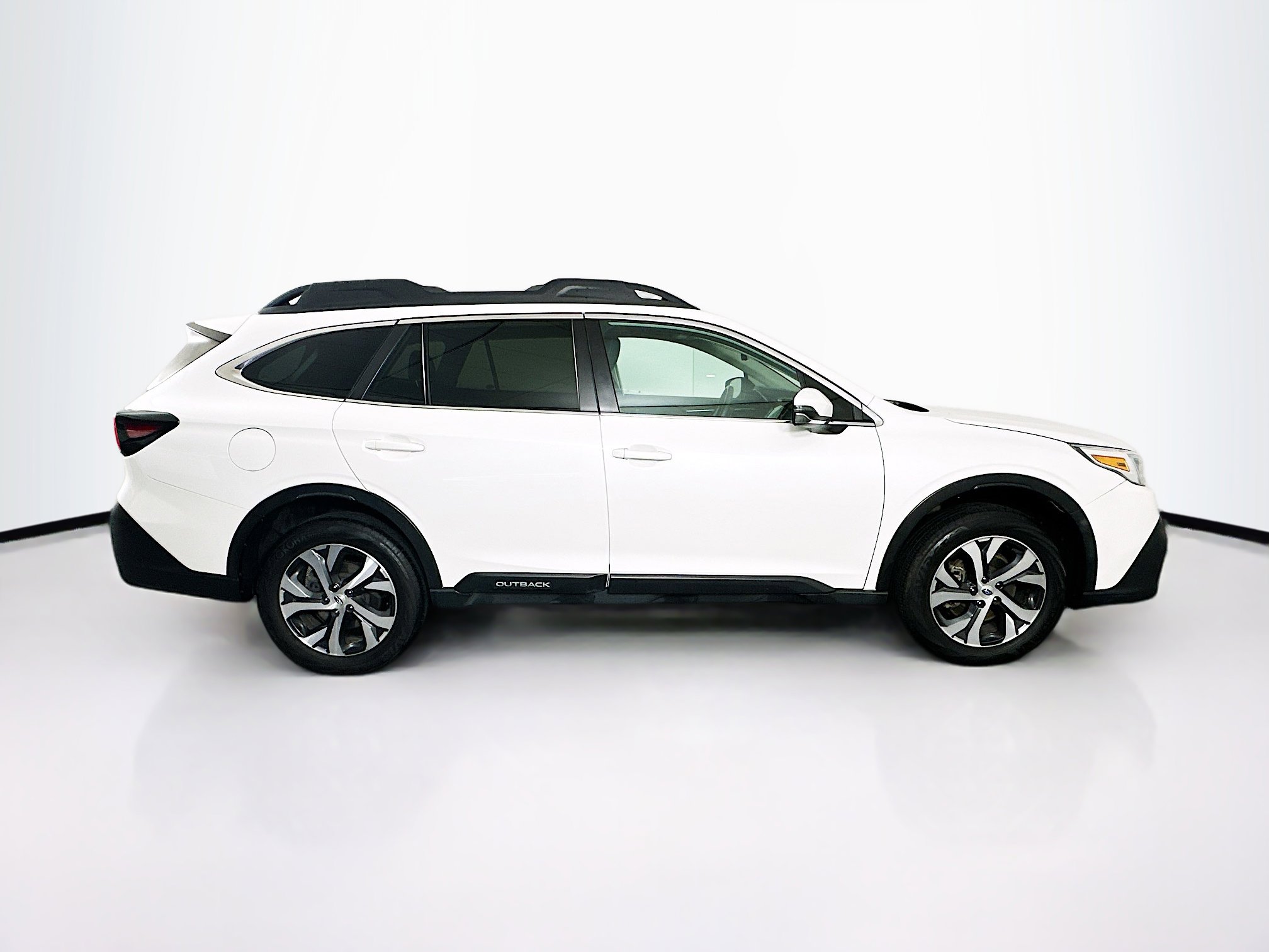 Used 2022 Subaru Outback Limited image 10