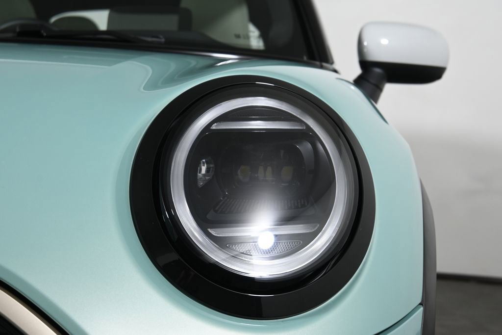 Certified 2025 MINI Cooper S image 10