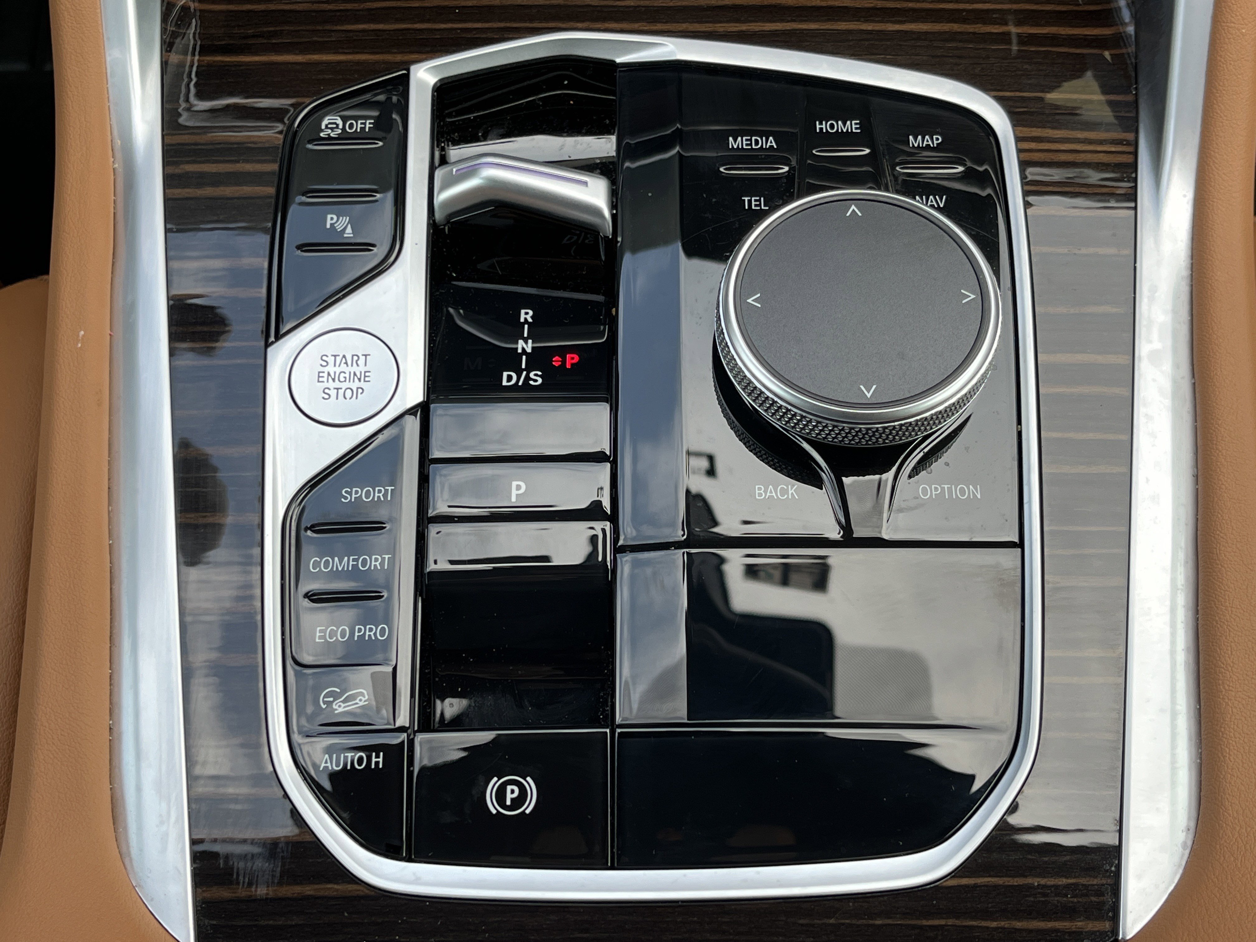 Used 2026 BMW X6 xDrive40i image 12