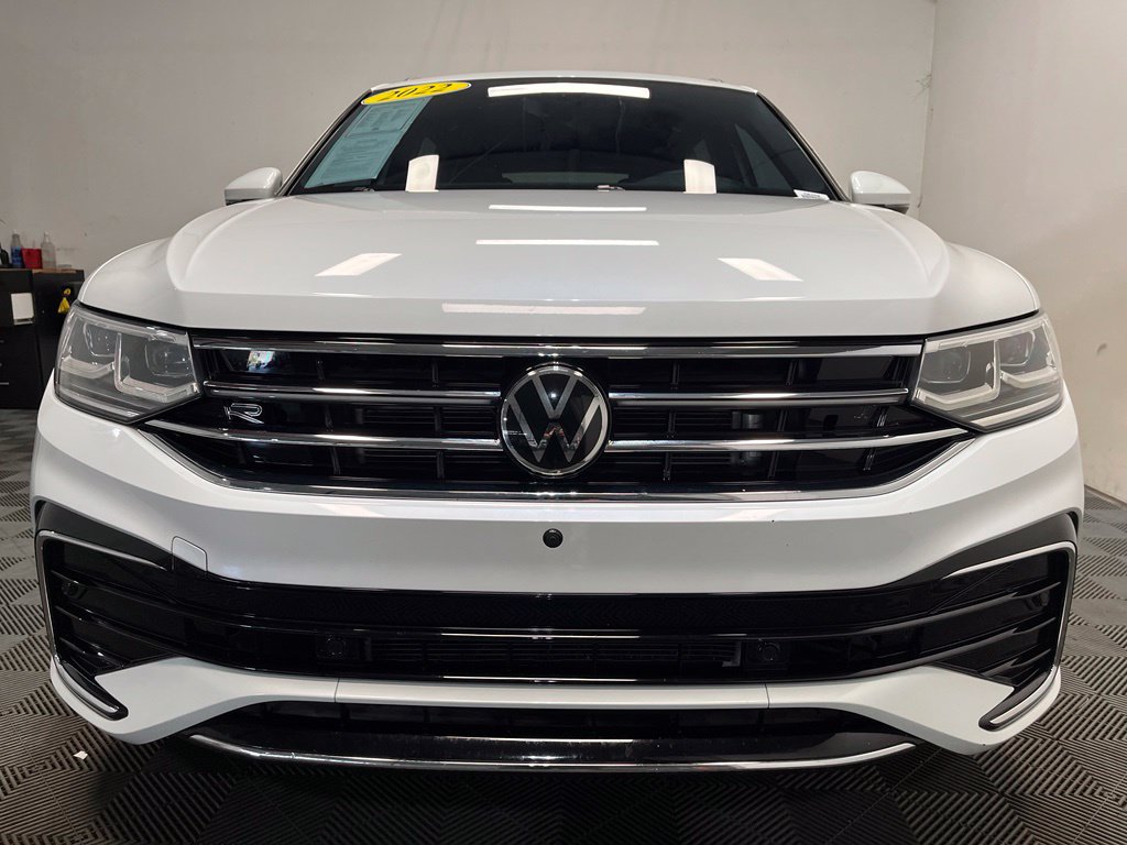 Used 2022 Volkswagen Tiguan SEL R-Line AWD/4WD image 4