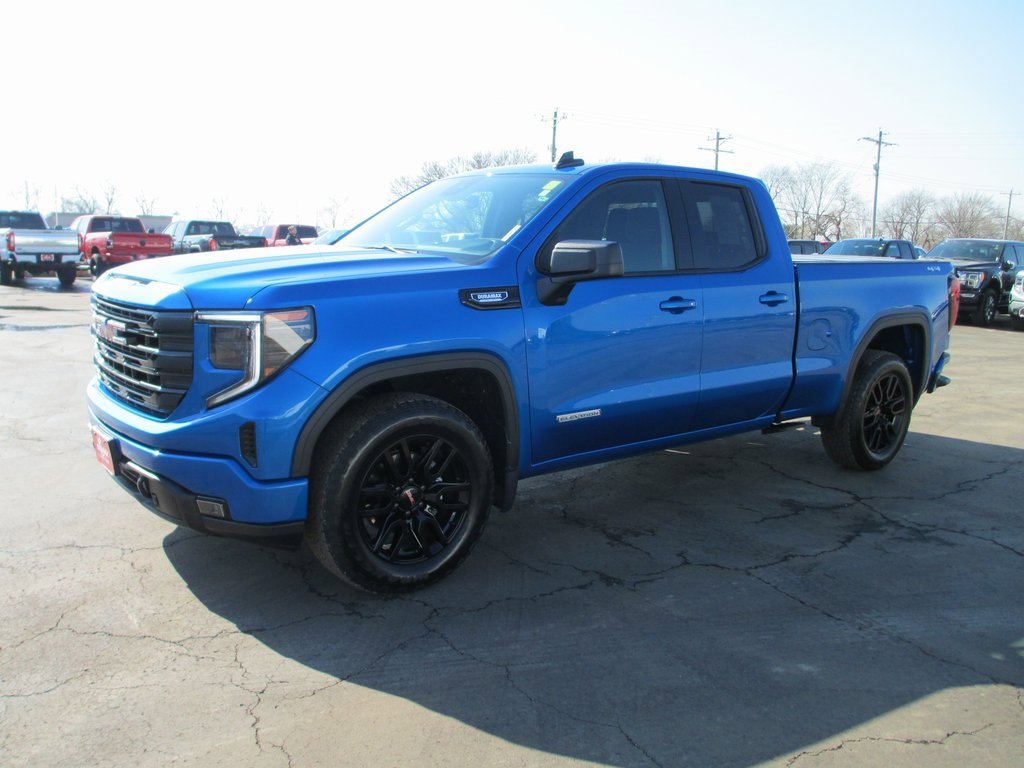 Used 2024 GMC Sierra 1500 Elevation image 11