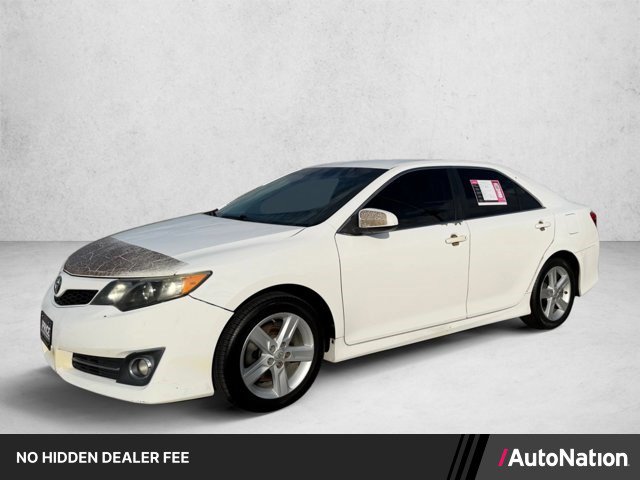Used 2013 Toyota Camry SE FWD image 1