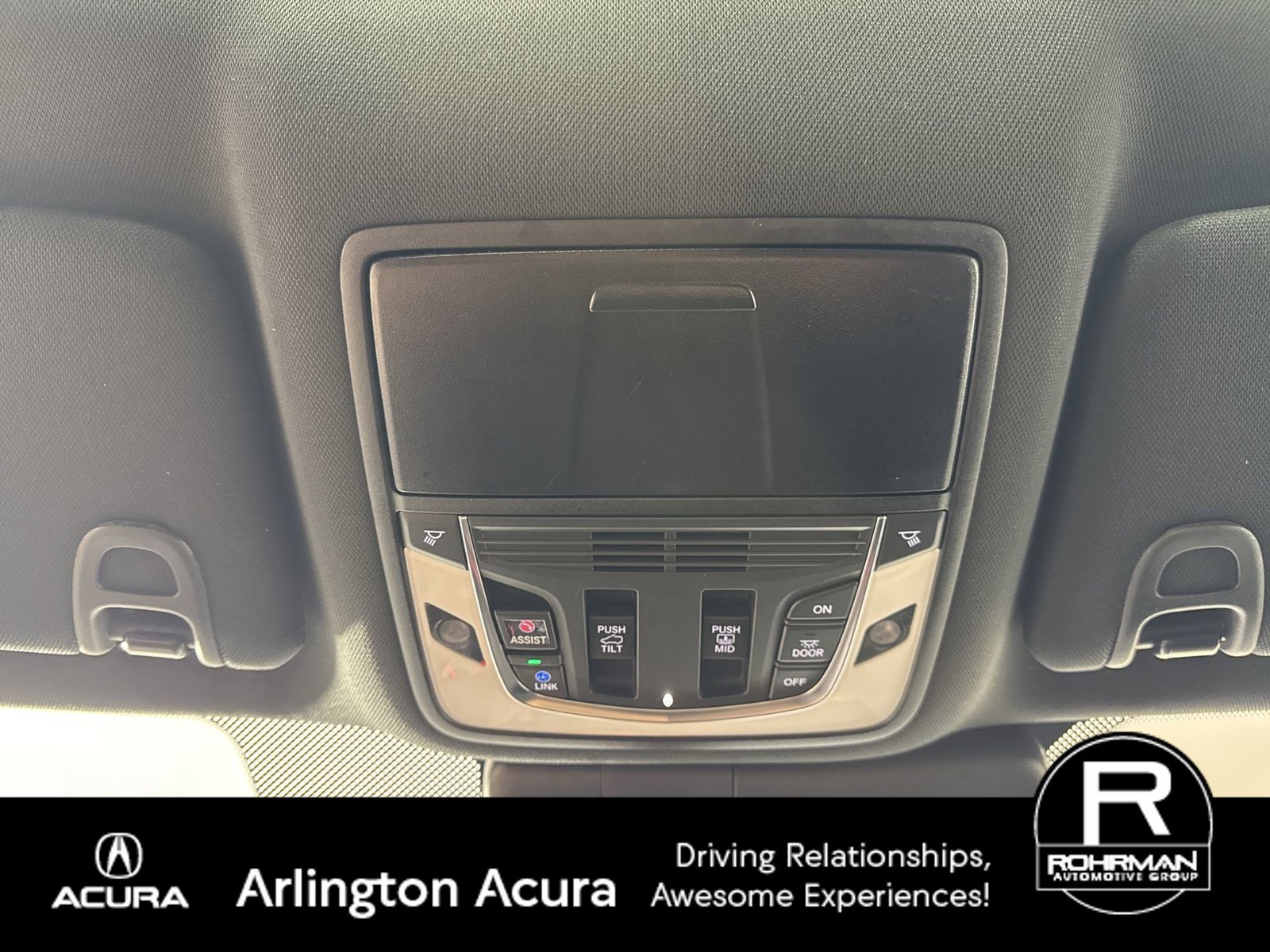 Used 2025 Acura RDX w/ Advance Package AWD/4WD image 11