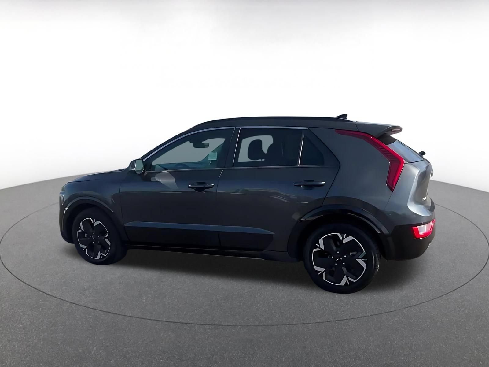 Used 2023 Kia Niro Wind FWD image 10