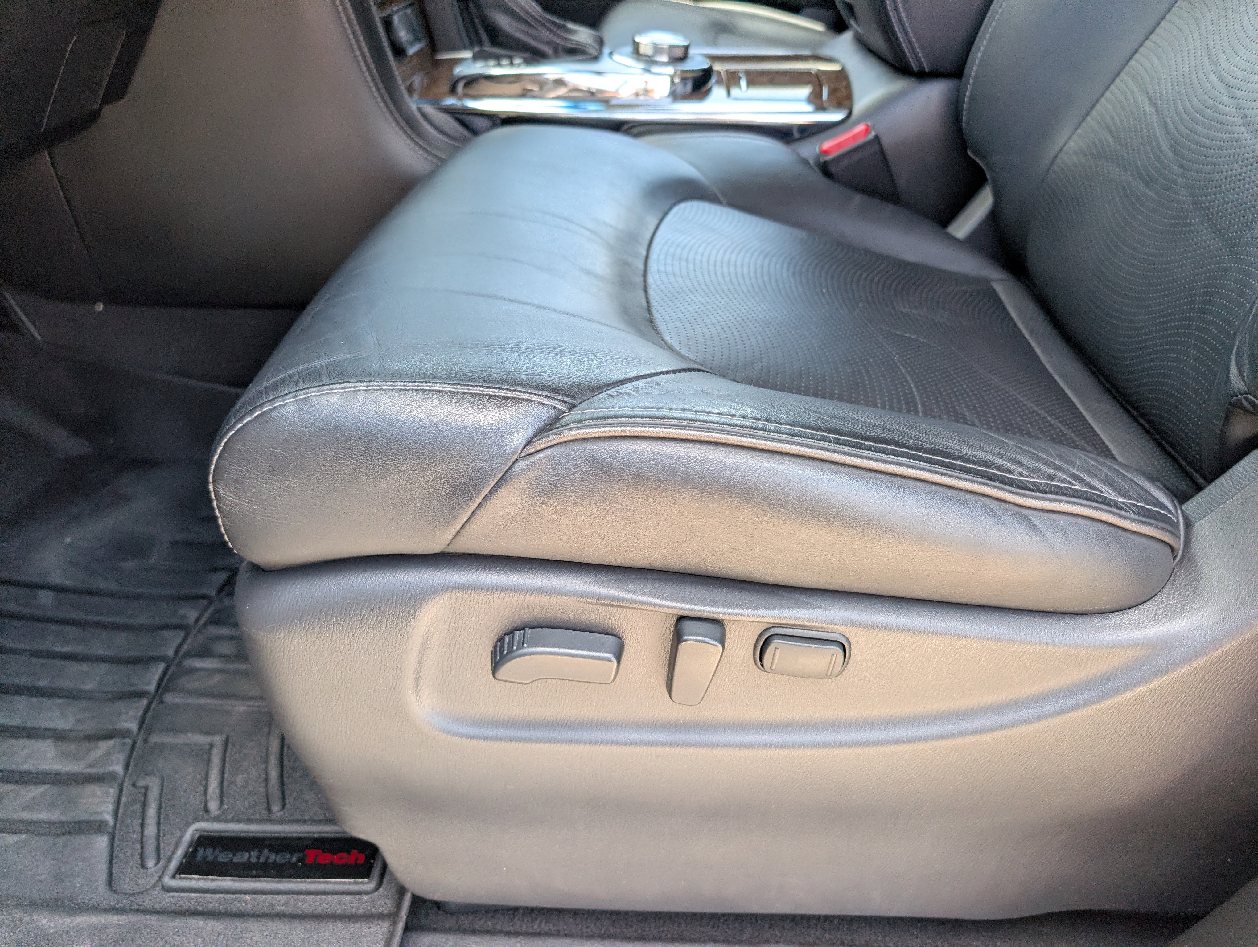 Used 2017 INFINITI QX80 4WD w/ Driver Assistance Package image 10