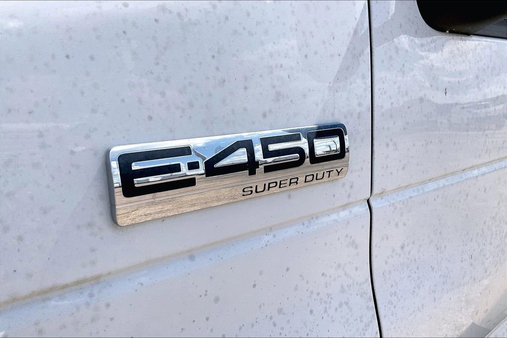 New 2024 Ford E-450 and Econoline 450 Super Duty w/ Power Windows & Locks Group RWD image 13