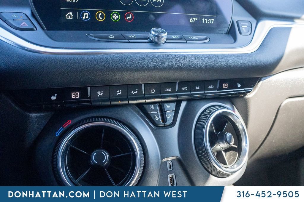 Used 2024 Chevrolet Blazer LT w/ Convenience Package FWD image 7