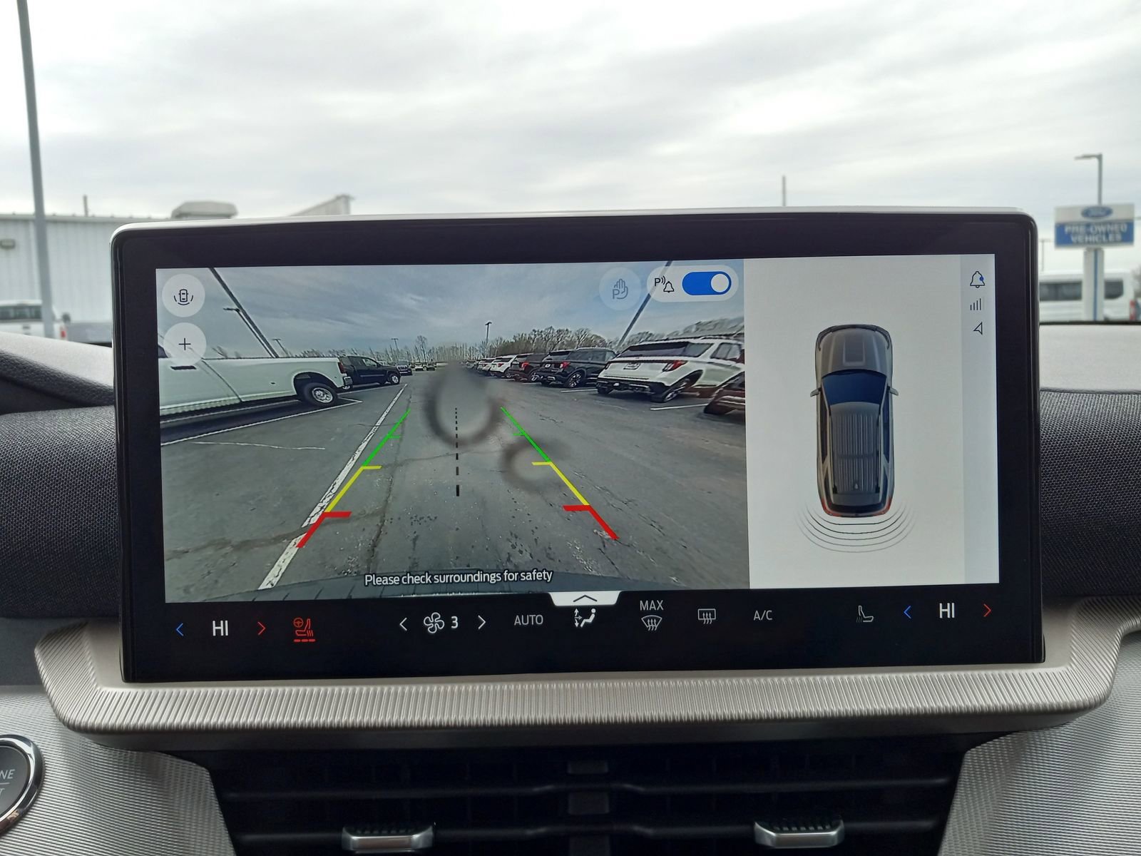 New 2025 Ford Explorer Active w/ Active Comfort Package image 16