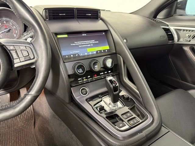 Used 2019 Jaguar F-TYPE Coupe image 13