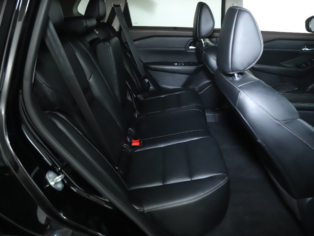 Certified 2023 Nissan Rogue SL w/ SL Premium Package AWD/4WD image 33