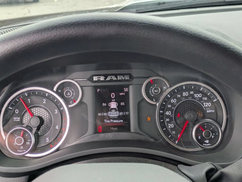 New 2026 RAM 3500 Tradesman AWD/4WD image 16