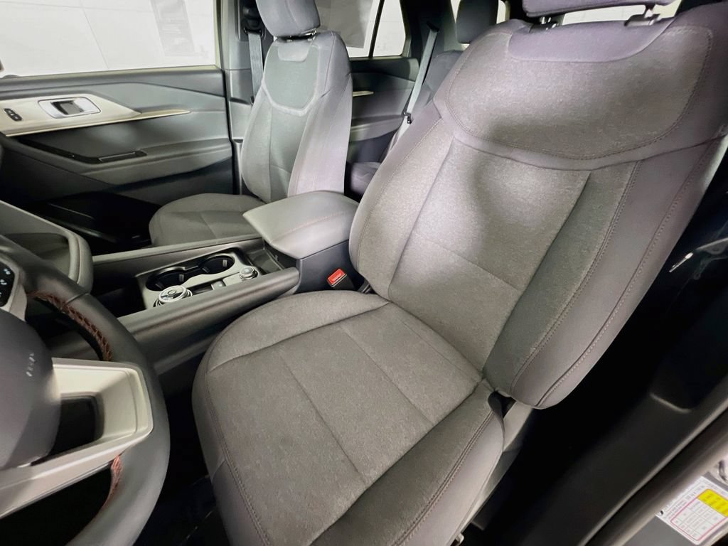 New 2027 Ford Explorer Active AWD/4WD image 26