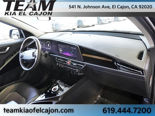 Certified 2025 Kia Niro Wind FWD image 11
