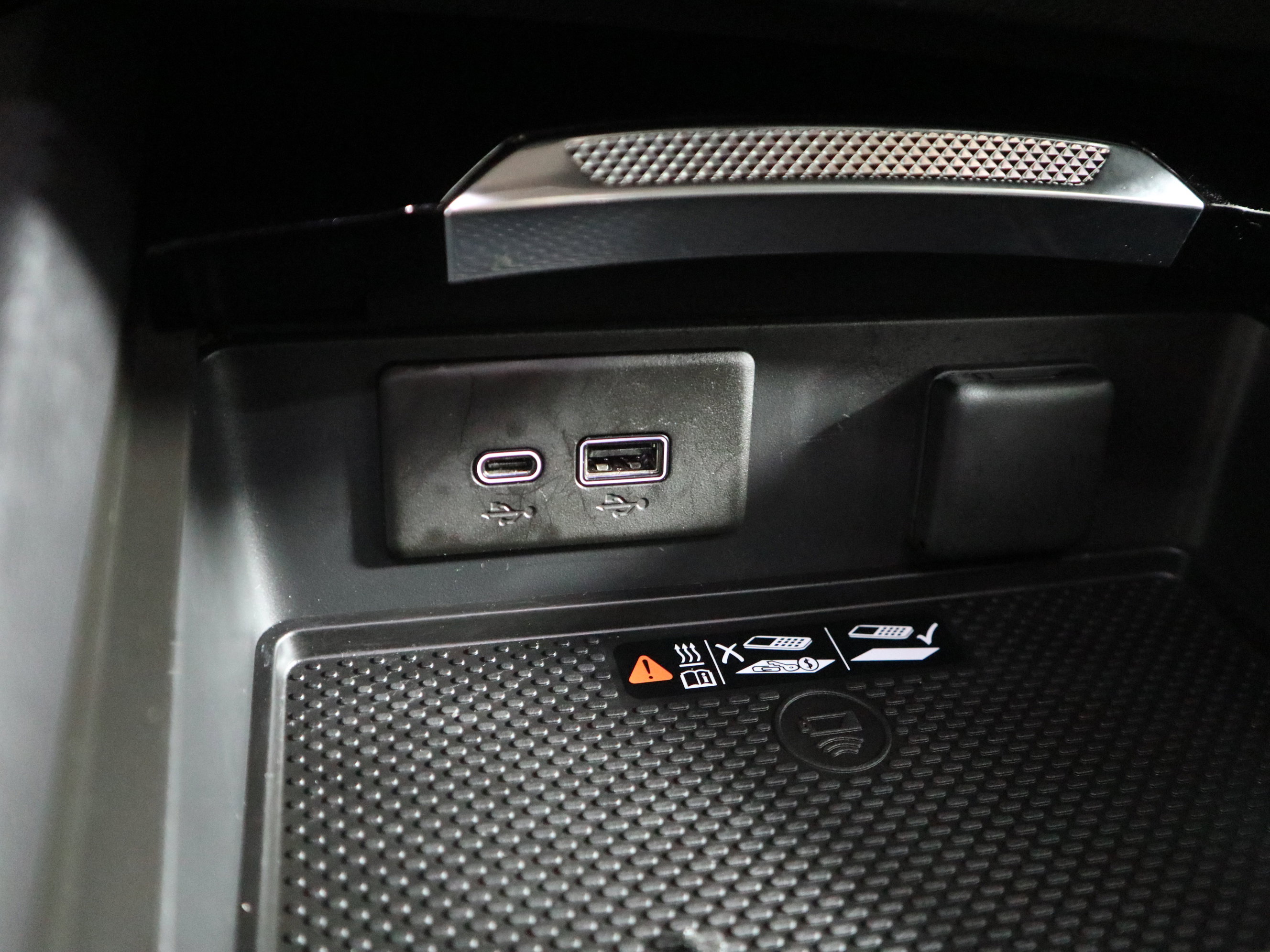 Used 2025 Buick Envision Preferred image 30