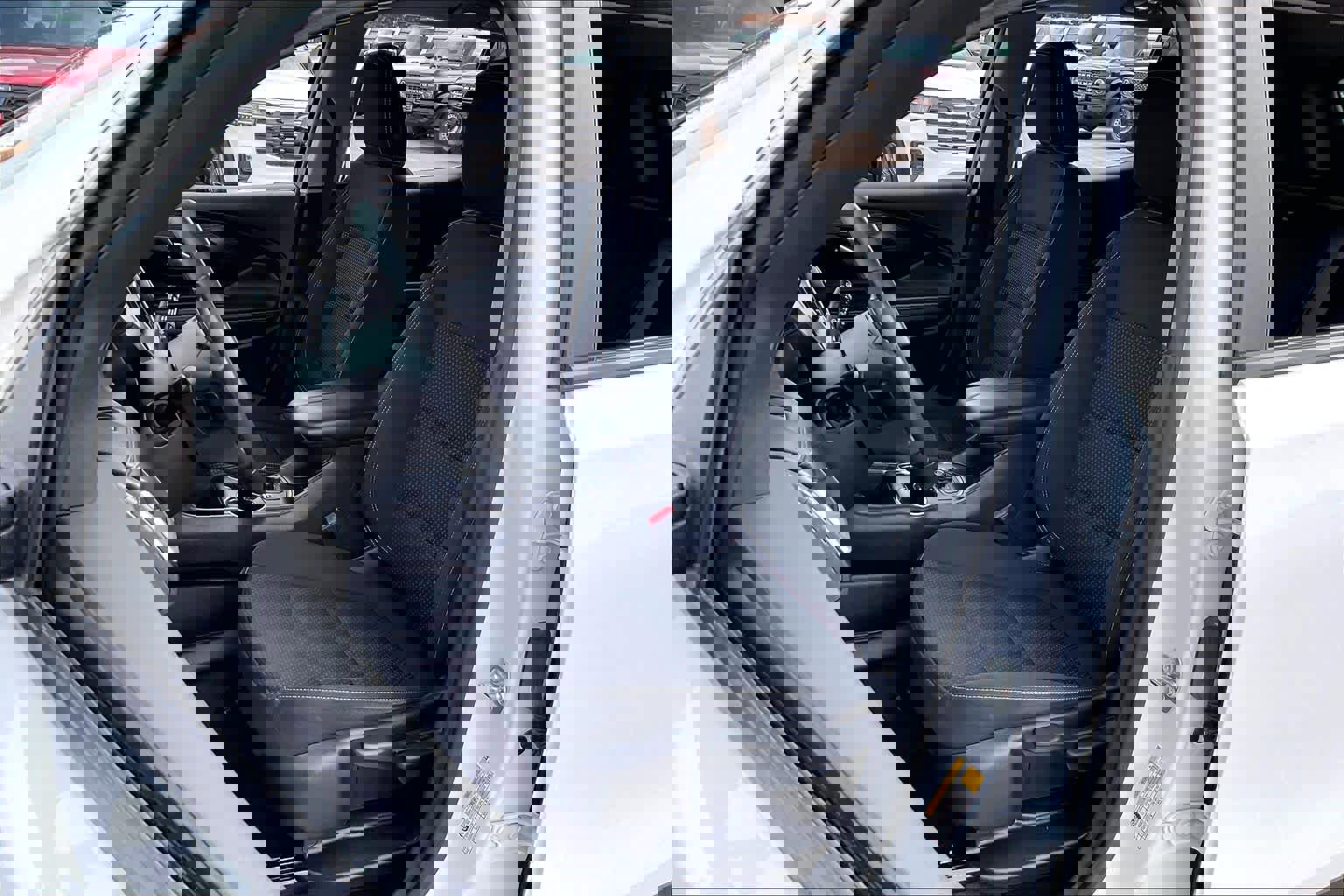 Used 2024 GMC Terrain SLE image 7