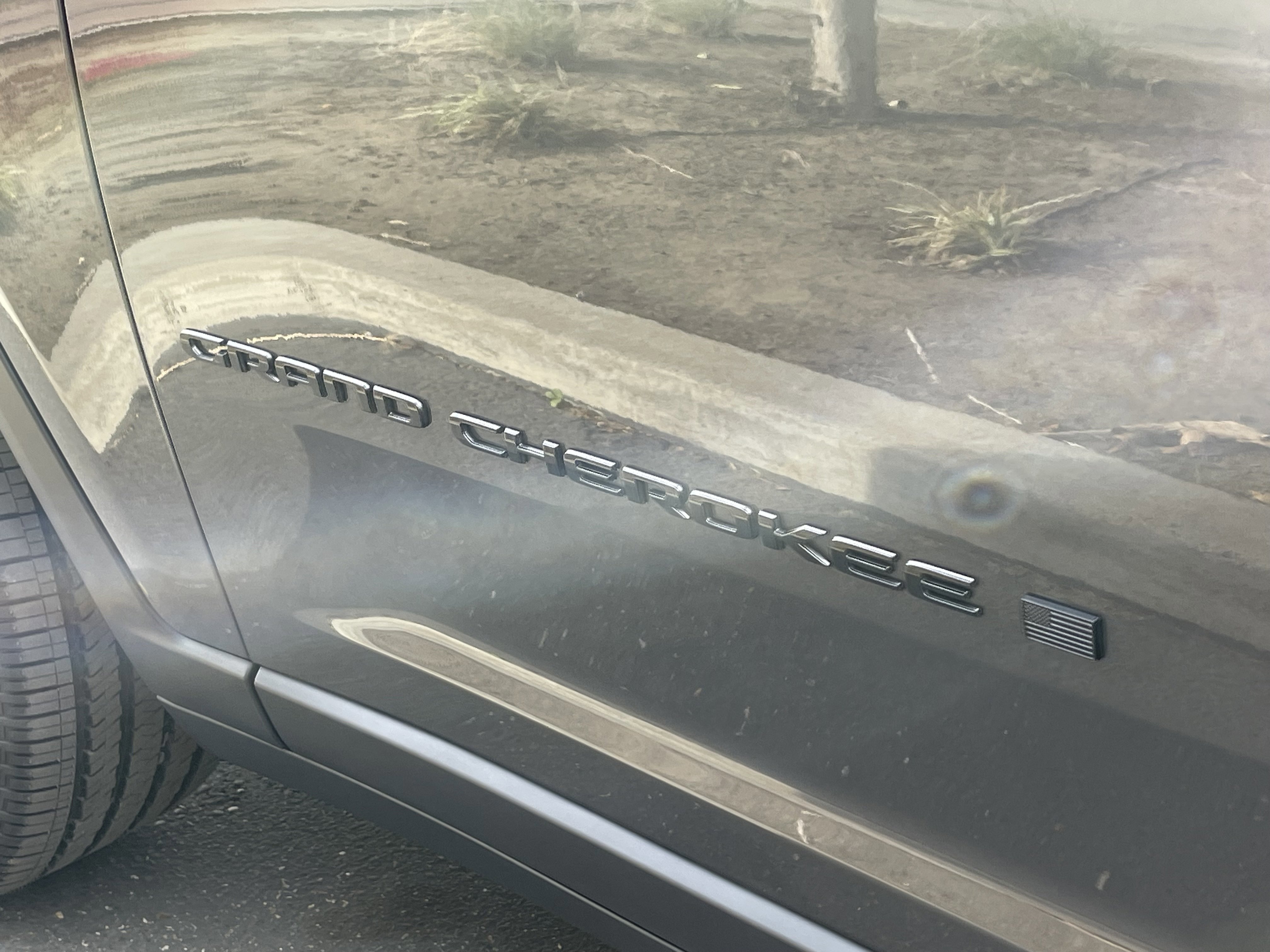 New 2025 Jeep Grand Cherokee Altitude image 15