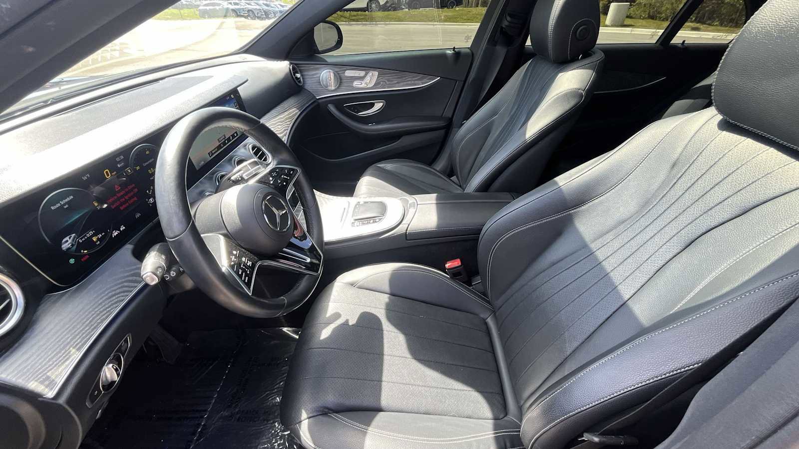 Used 2021 Mercedes-Benz E 350 4MATIC Sedan image 14