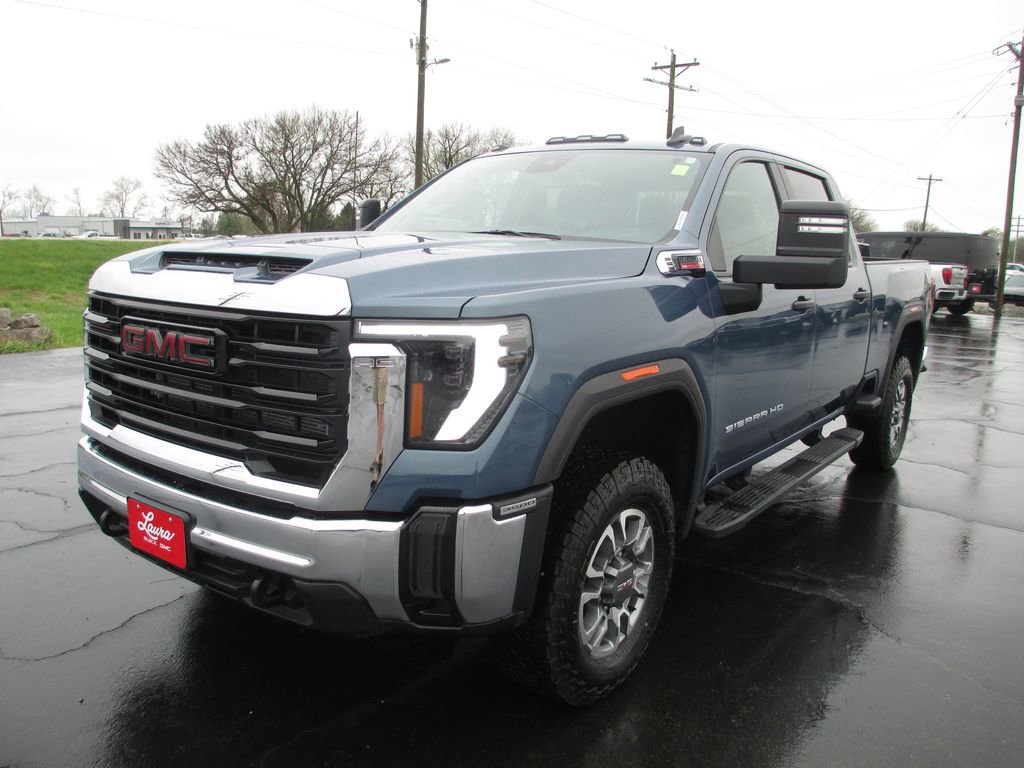 Used 2025 GMC Sierra 3500 Pro w/ Convenience Package image 11