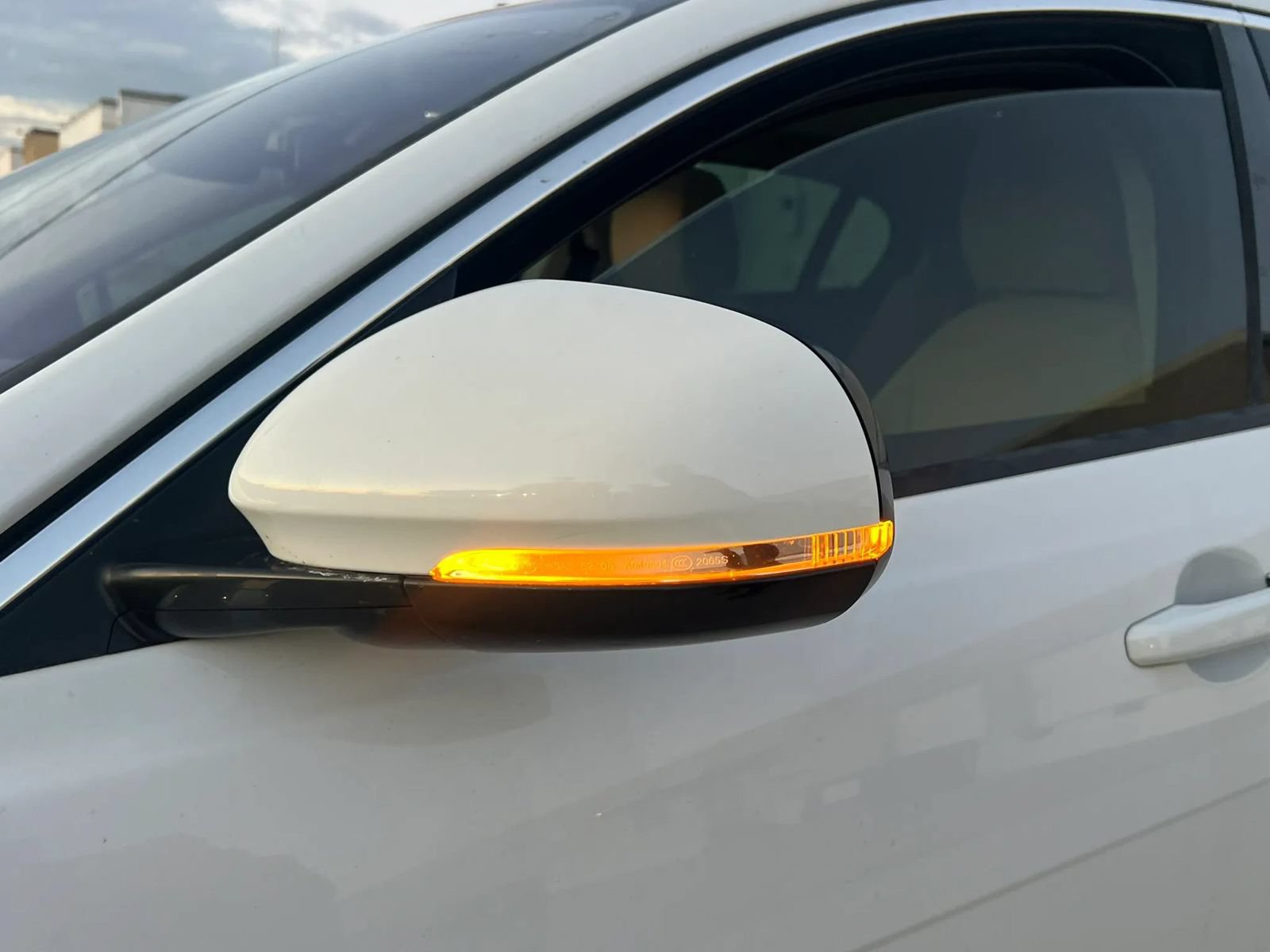 Used 2017 Jaguar XE RWD image 42