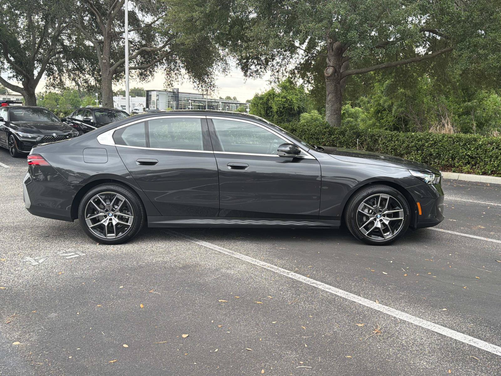 Certified 2026 BMW 530i RWD image 3