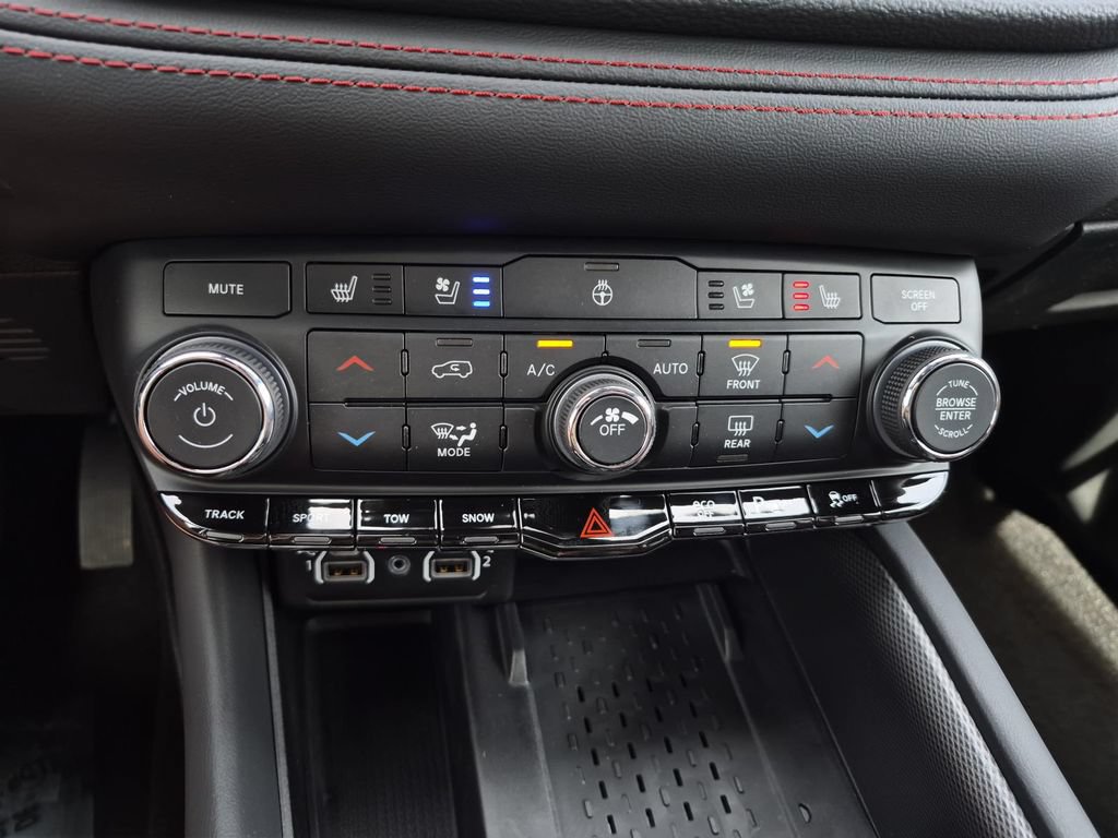 New 2026 Dodge Durango GT w/ Tow 'N Go Package AWD/4WD image 29