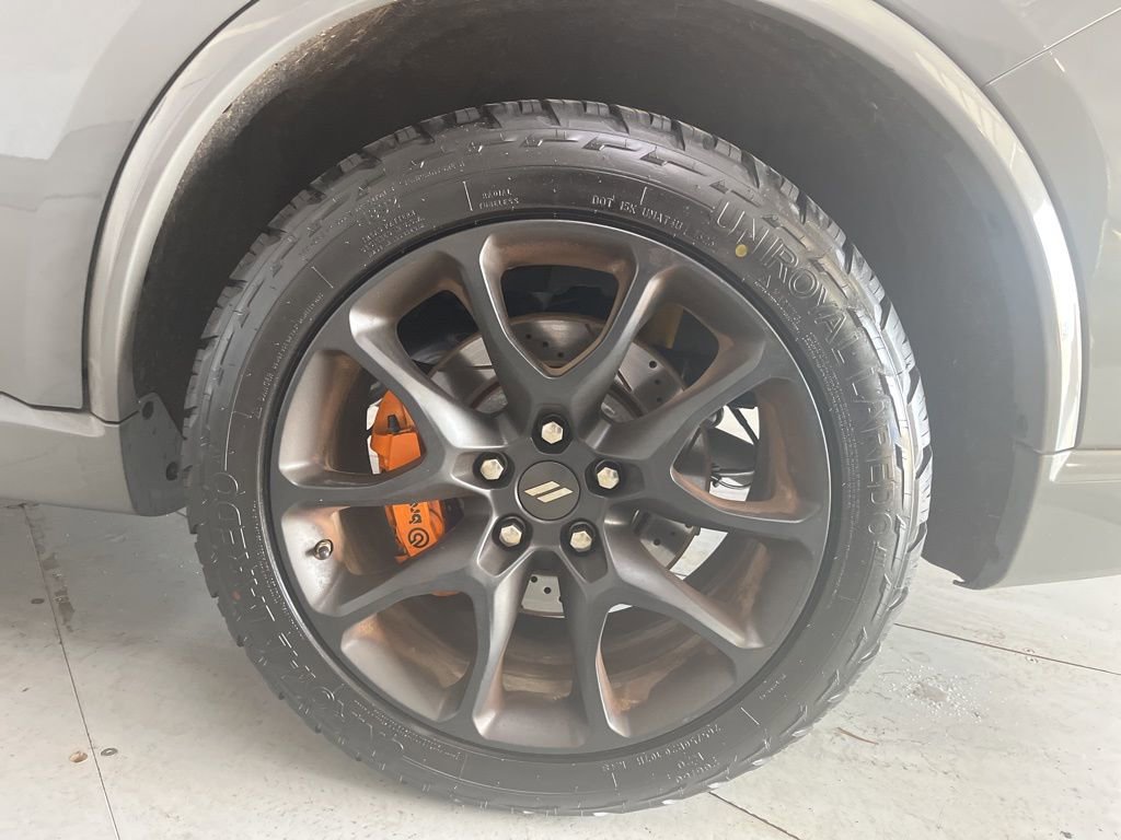 Used 2023 Dodge Durango R/T w/ Hemi Orange Plus Package image 16