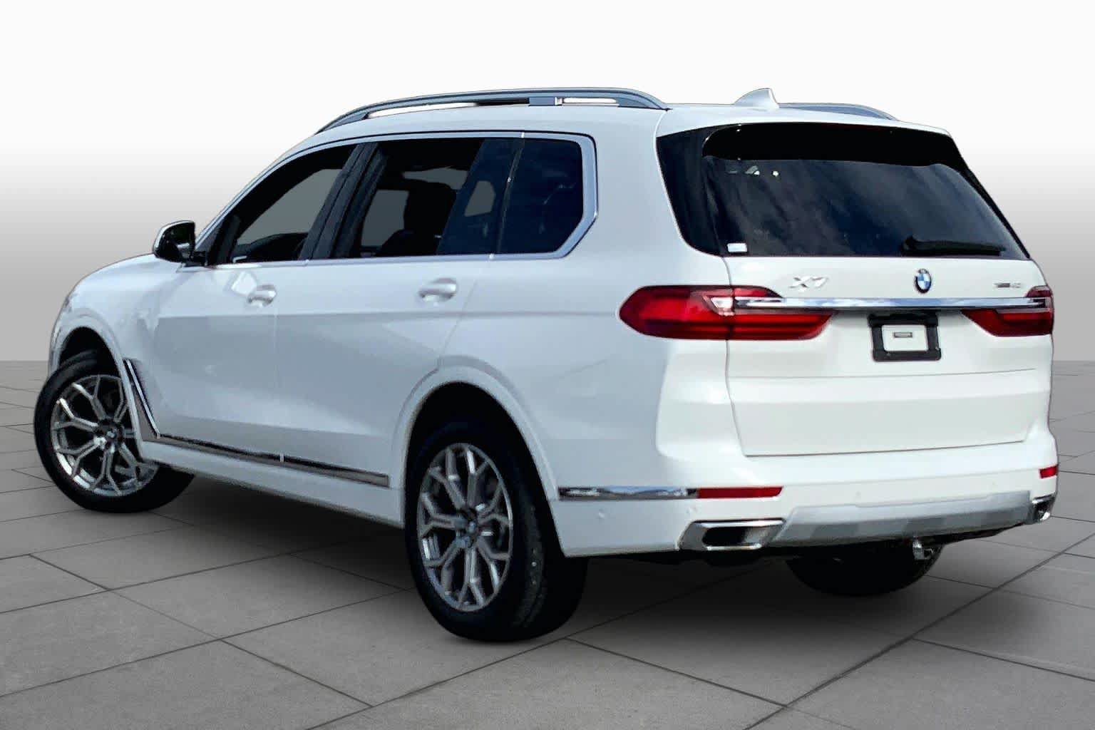 Used 2021 BMW X7 xDrive40i w/ Premium Package AWD/4WD image 12