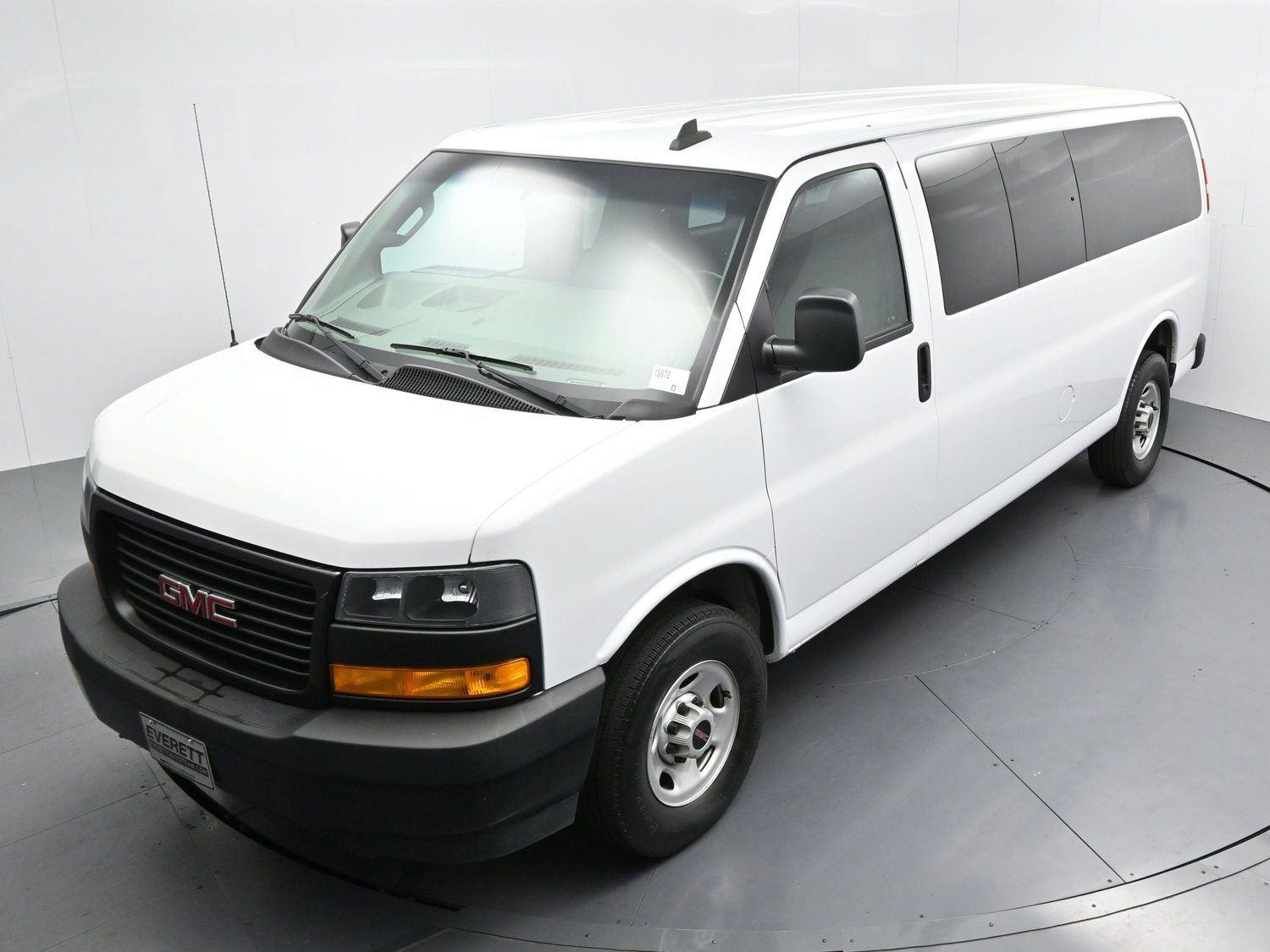 Used 2023 GMC Savana 3500 LS image 33