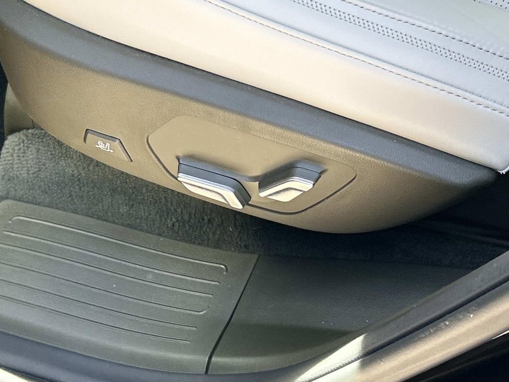 Used 2024 Hyundai Santa Fe Calligraphy image 24