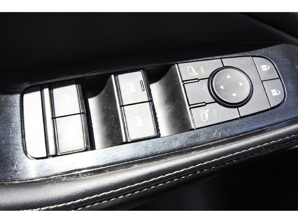 Used 2024 Nissan Rogue SV FWD image 22