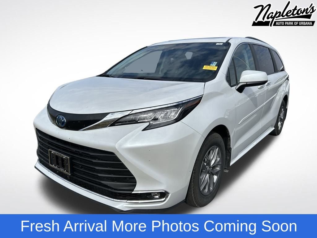 Used 2023 Toyota Sienna XLE