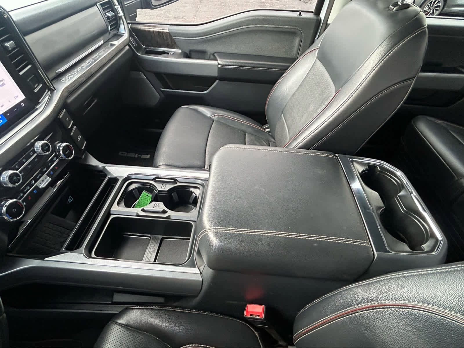 Used 2024 Ford F250 Lariat w/ Chrome Package image 65