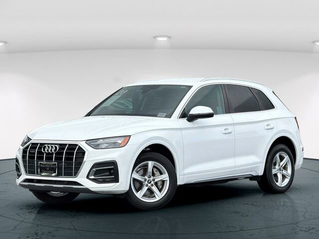 Used 2023 Audi Q5 2.0T Premium w/ Convenience Package AWD/4WD image 2