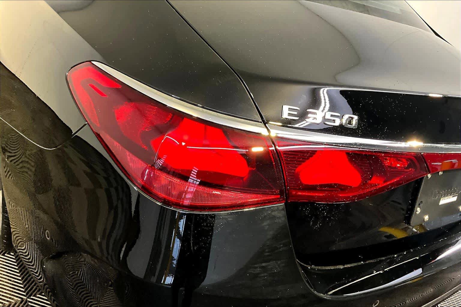 New 2026 Mercedes-Benz E 350 4MATIC Sedan image 5