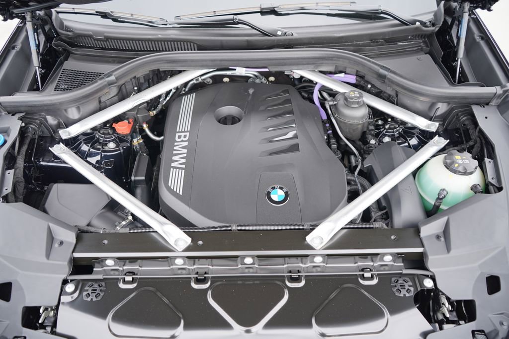 New 2026 BMW X5 xDrive40i w/ M Sport Package image 21