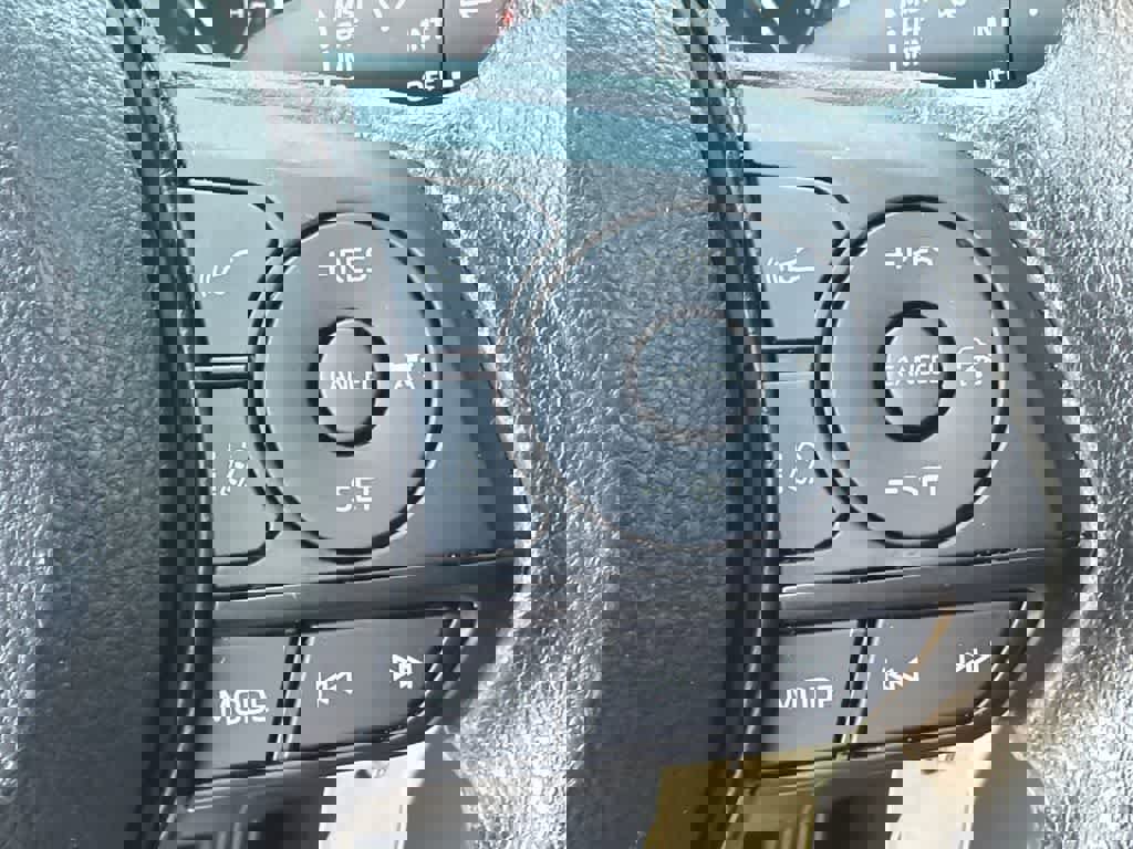 Used 2024 Toyota RAV4 LE image 23