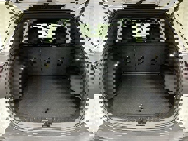 Used 2025 GMC Terrain Elevation w/ Elevation Premium Package image 26