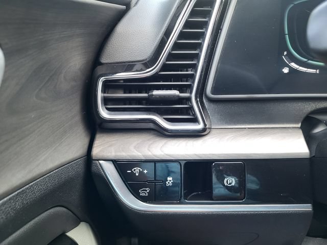 Certified 2024 Kia Sportage X-Line w/ X-Line Premium Package AWD/4WD image 23