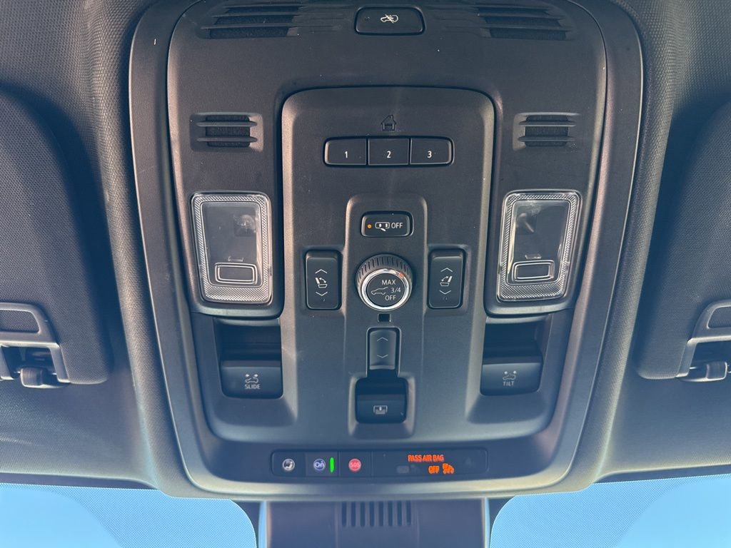 Used 2024 GMC Yukon Denali Ultimate image 28