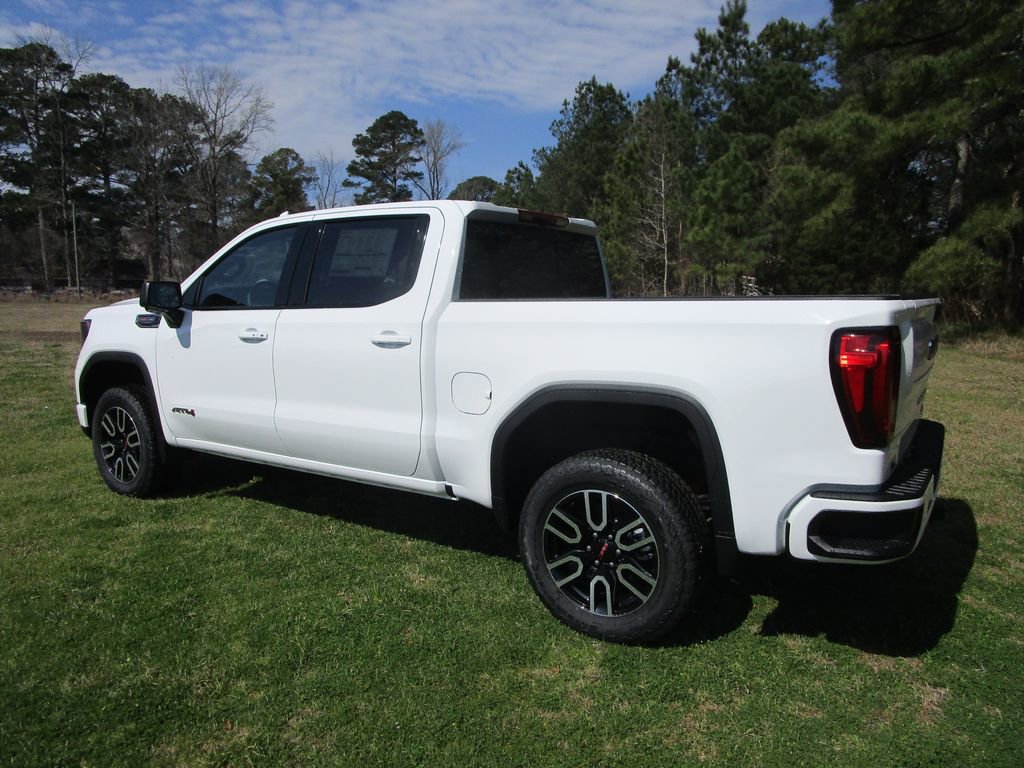 New 2026 GMC Sierra 1500 AT4 w/ Technology Package image 3