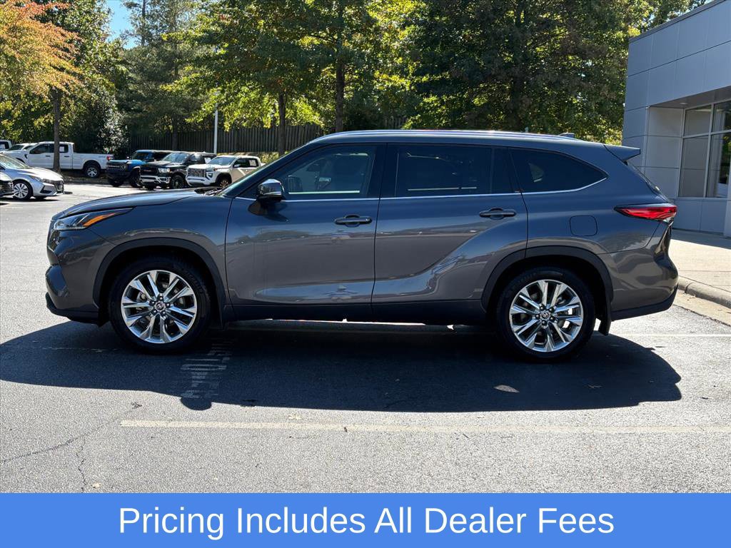 Used 2020 Toyota Highlander Limited AWD/4WD image 4